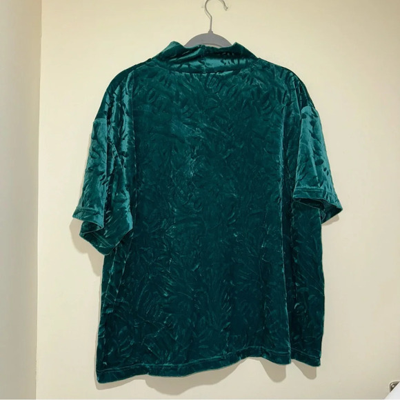 Women’s Plus Vintage Green Leaf Print Velvet Floral Hugh Neck Short Sleeve Top - Picture 9 of 11